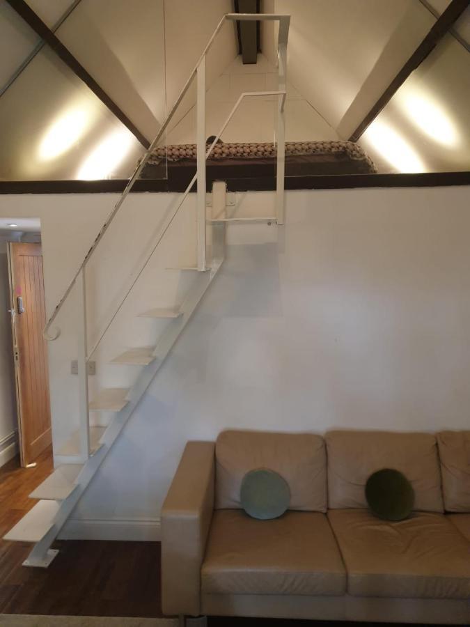 Mezzanine Studio Apartment Londres Exterior foto